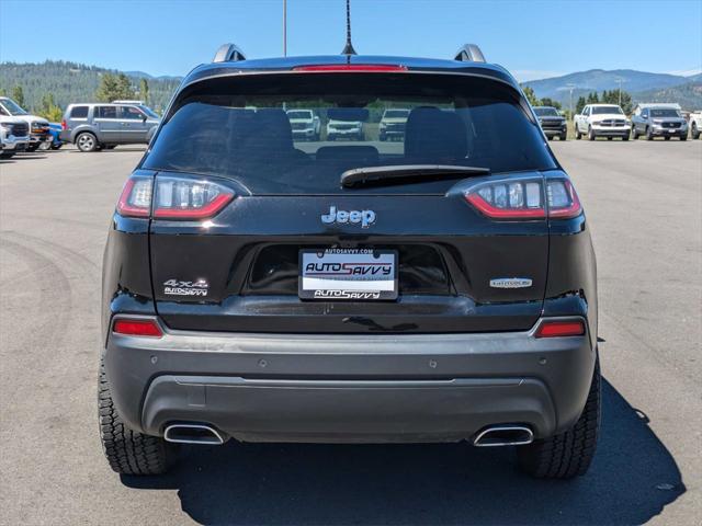 2022 jeep cherokee latitude lux