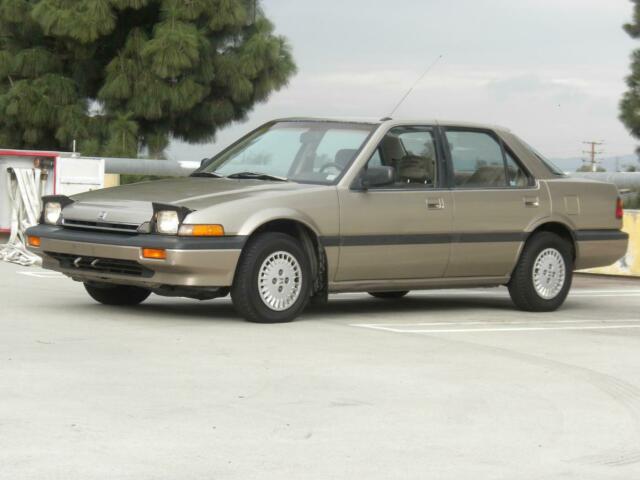 1987 honda accord lx sedan w/ac 5-speed only 50k original miles ! garage kept