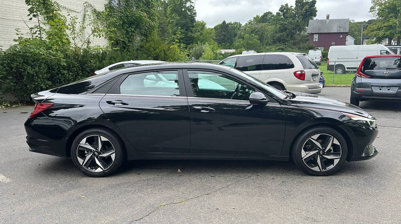 2023 hyundai elantra hybrid limited