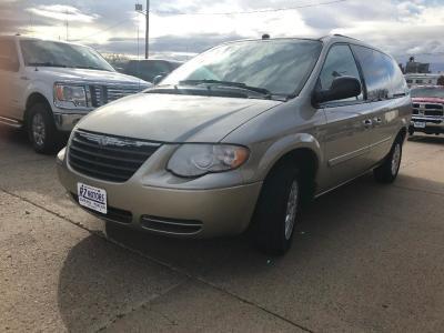 2005 chrysler town and country lx lx 4dr extended mini-van for sale in bucyrus, north dakota