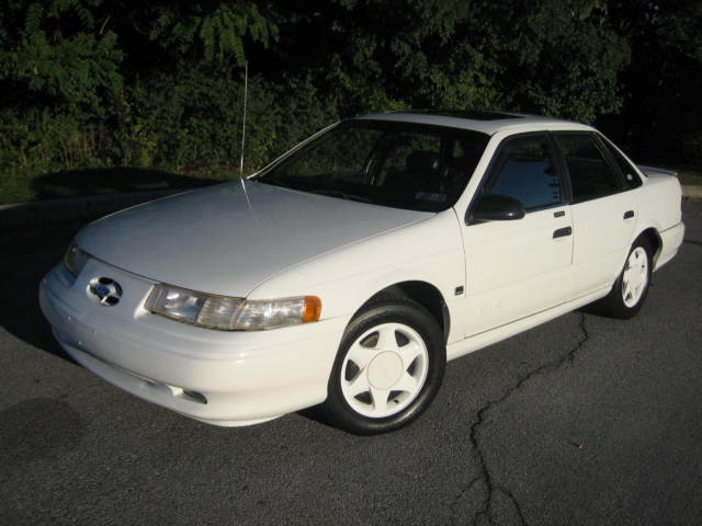 taurus sho / 45k original miles / 100 pics / 3 owners / nice driver / unmolested