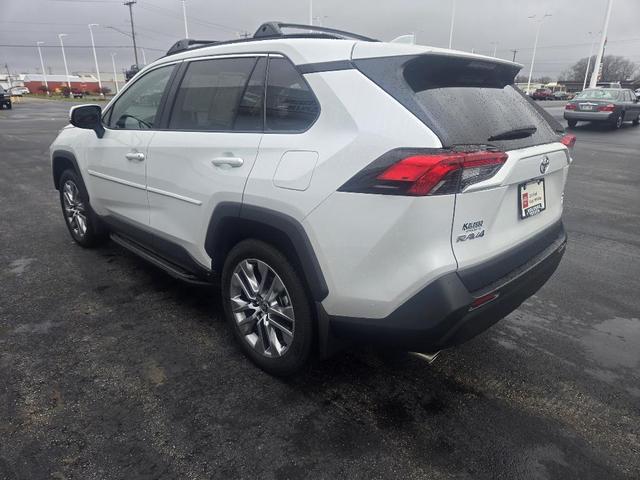 2023 toyota rav4 xle premium