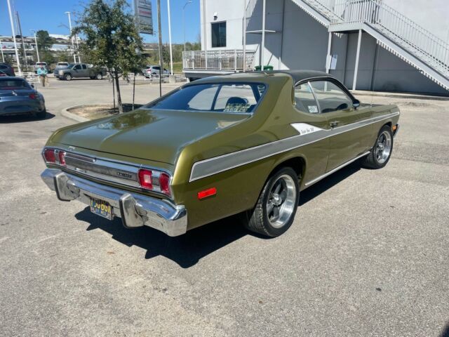 1976 plymouth valiant 5.9 coupe green rwd manual superbee