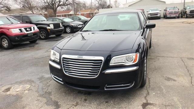 2012 chrysler 300 base base 4dr sedan for sale in oklahoma city, oklahoma