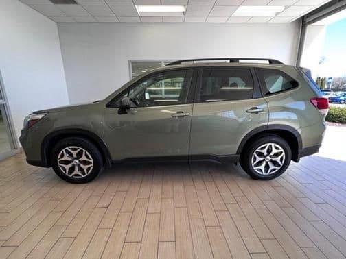 2021 subaru forester premium in sheboygan, wisconsin
