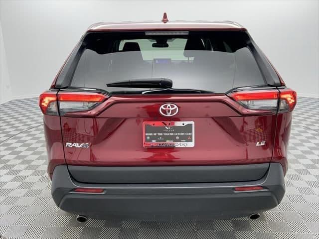 2023 toyota rav4 le in des plaines, illinois