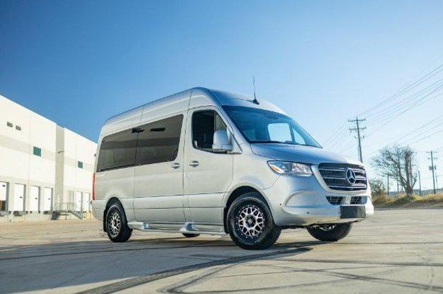 2023 mercedes-benz sprinter 2500 standard roof