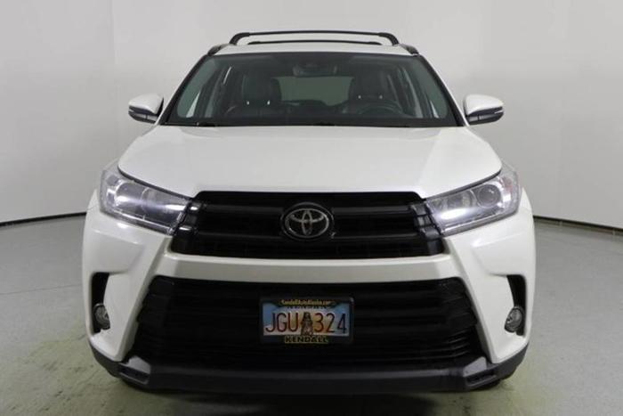 2017 toyota highlander se awd se 4dr suv for sale in anchorage, alaska