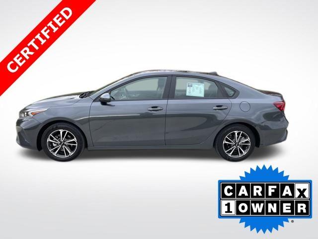 2022 kia forte lxs
