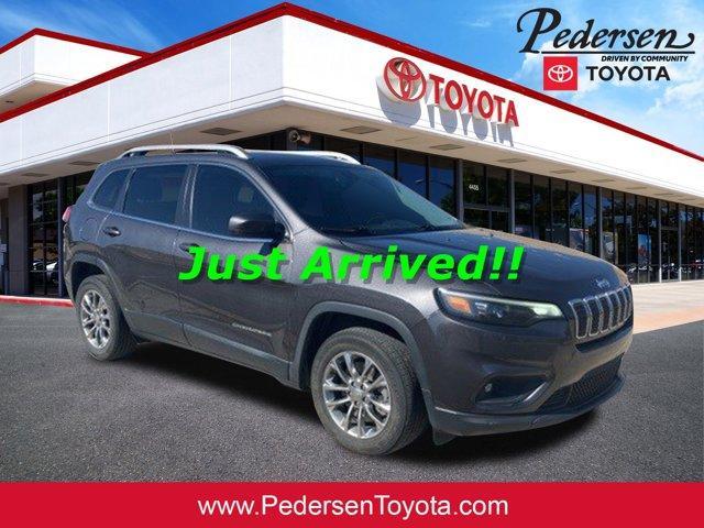 2019 jeep cherokee latitude plus