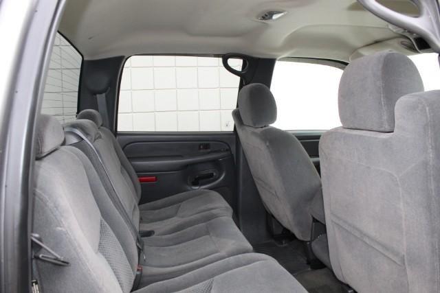 used 2006 chevrolet silverado 1500 4x4 crew cab milwaukee, wi 53221 for sale in milwaukee, wisconsin