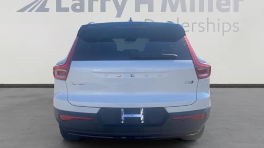 2021 Volvo XC40