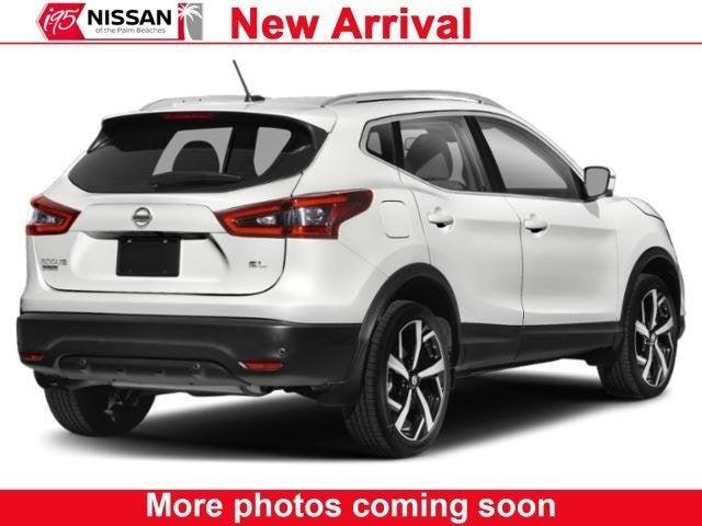 2022 nissan rogue sport sl