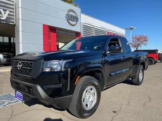 2022 nissan frontier s