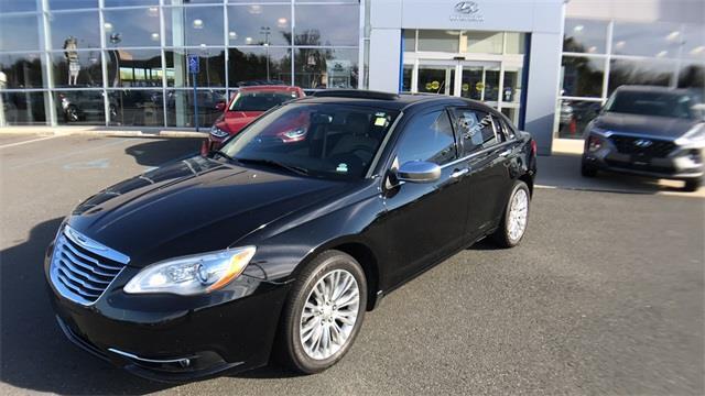 2012 chrysler 200 limited limited 4dr sedan for sale in hartford, connecticut