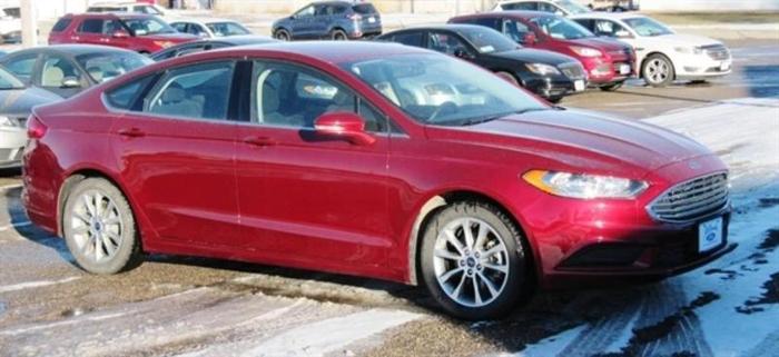 2017 ford fusion se se 4dr sedan for sale in milbank, south dakota
