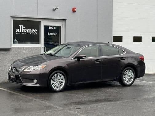 2013 lexus es 350 base in middleton, massachusetts