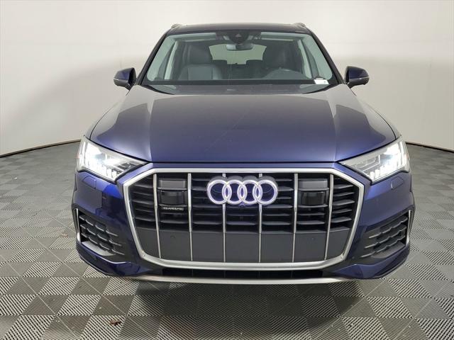 2024 audi q7 45 premium plus
