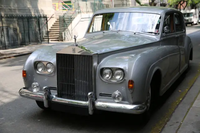rolls royce belonging to elvis presley