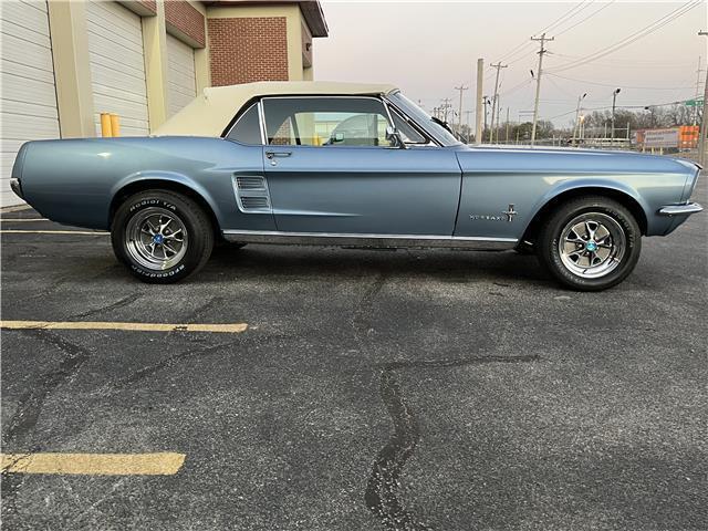 1967 ford mustang convertible 289 ci engine deluxe blue