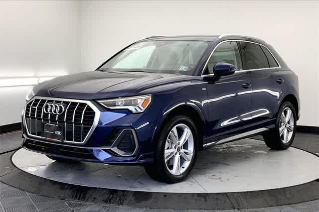 2024 audi q3 s line premium plus