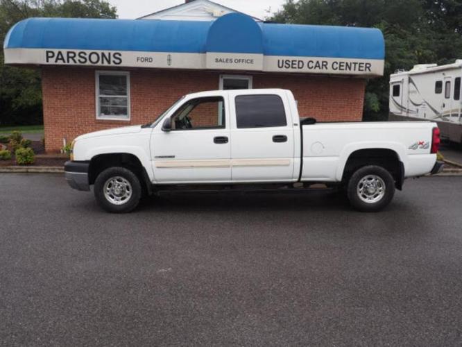 2004 chevrolet silverado 2500hd base 4dr crew cab 4wd sb for sale in martinsburg, west virginia