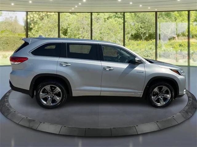 2019 toyota highlander hybrid platinum