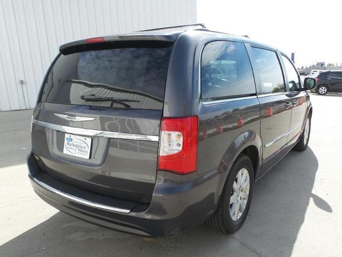 2016 chrysler town and country touring touring 4dr mini-van for sale in devils lake, north dakota