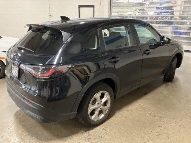 2023 honda hr-v lx