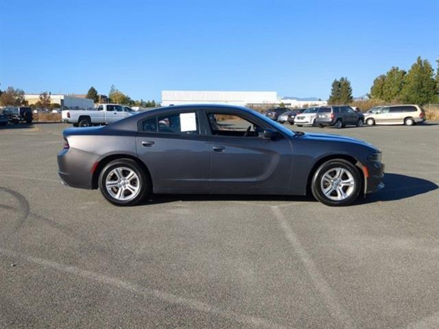 2022 dodge charger sxt