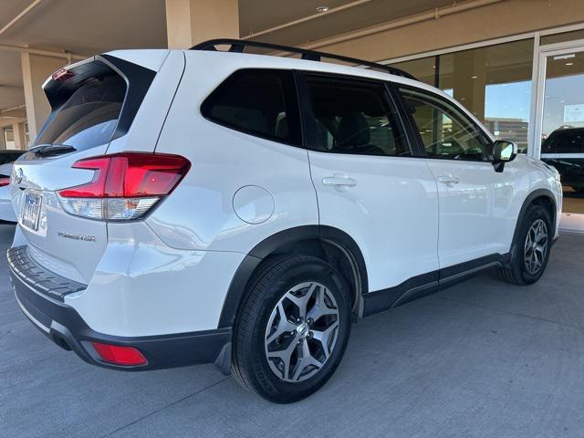 2022 subaru forester premium