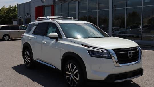2024 Nissan platinum