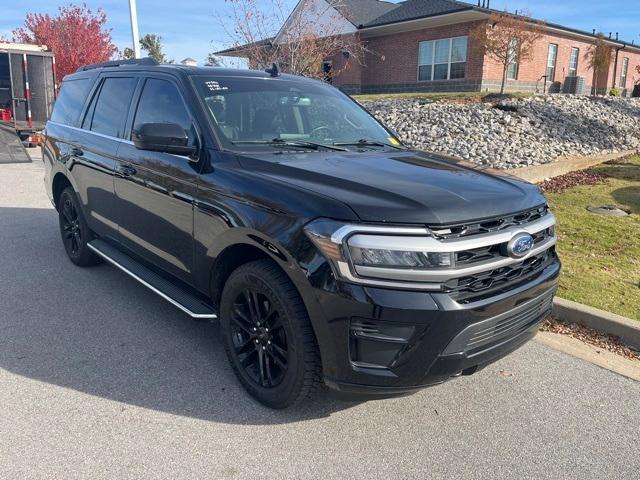 2022 ford expedition xlt