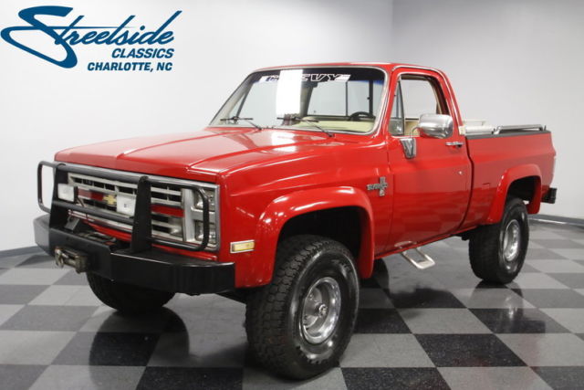 lots of recent work, 350 v8, 700r4 auto, pwr steer/brake, gr8 color combo, nice!