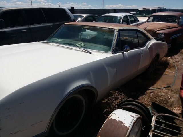 1967 oldsmobile delta 88, w/original rocket engine, colorado car