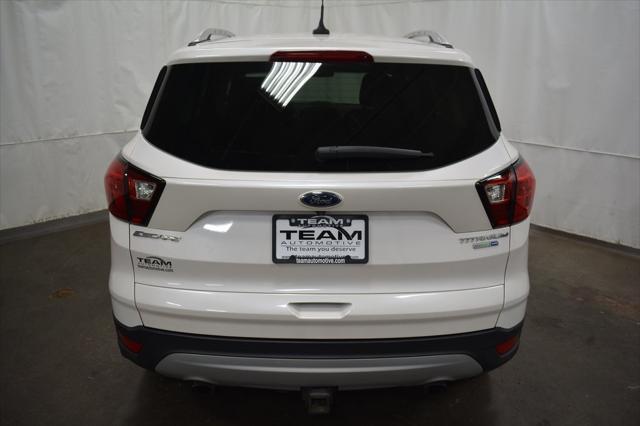 2019 ford escape titanium