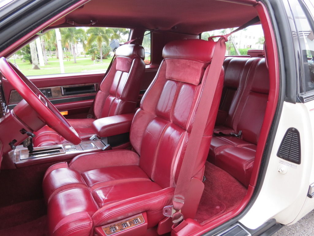 1989 buick riviera luxury coupe 2-door 3.8l