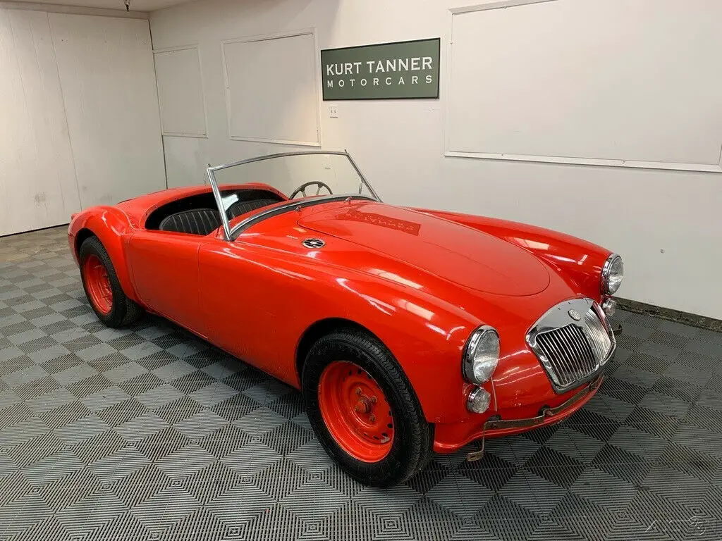 1960 mga 1600 roadster. 1800cc mgb 3-main engine. very good restoration project