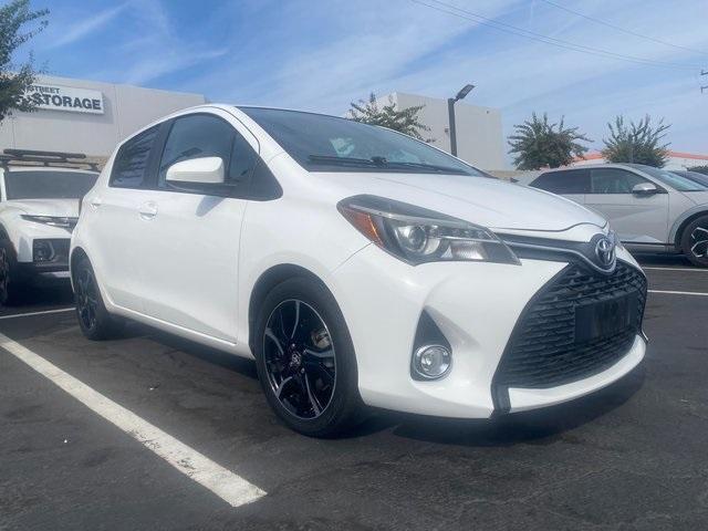 2015 toyota yaris se