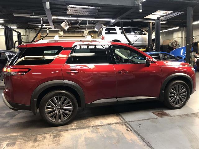 2023 nissan pathfinder sl