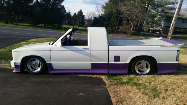 custom bagged 1987 chevrolet s-10 pickup truck