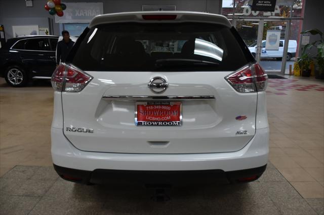 2016 nissan rogue sv