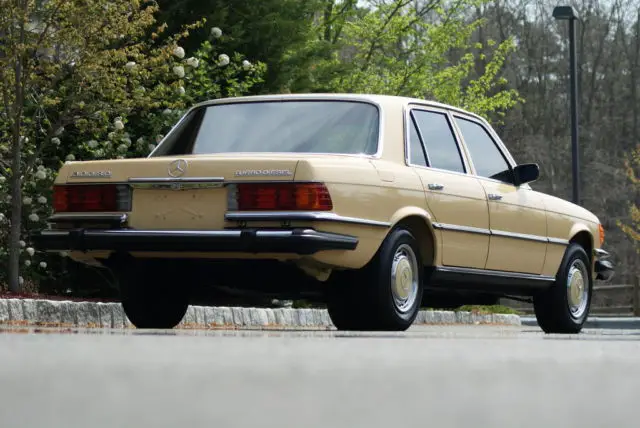 1980 mercedes-benz 300sd museum quality collector car !!!