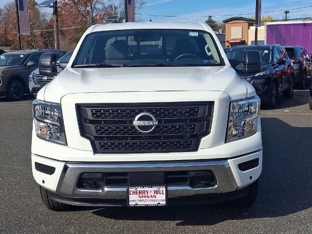2023 nissan titan sv