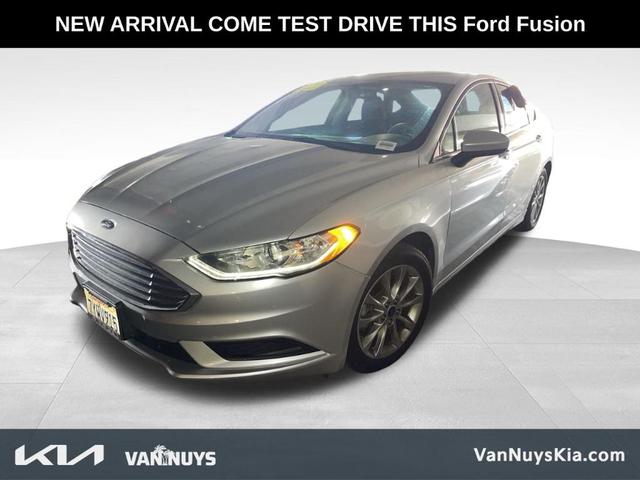 2017 ford fusion se