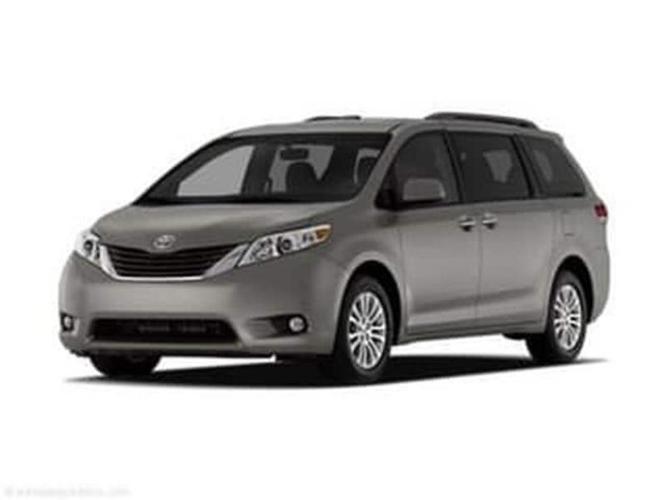 2011 toyota sienna base 7-passenger base 7-passenger 4dr mini-van v6 for sale in hilo, hawaii