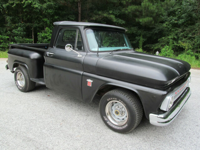sweet driving shop truck, v8, auto, pwr brakes!