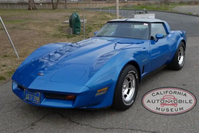 1982 corvette coupe automatic
