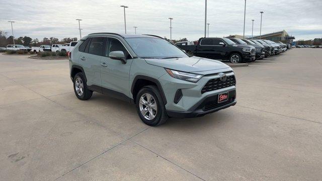 2023 toyota rav4 xle