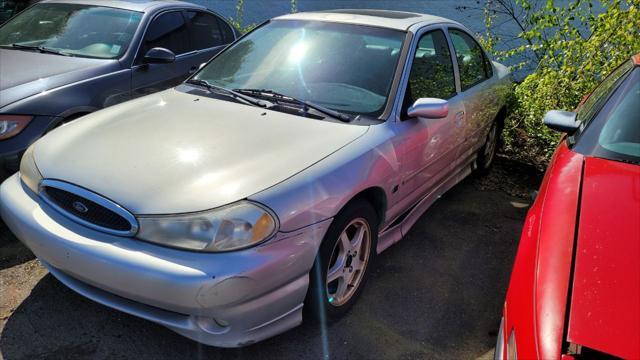 2000 ford contour svt